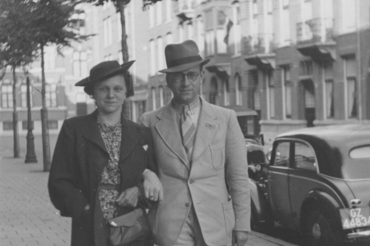 Joop en Miek te Amsterdam, Zondag, 6 Augustus 1939